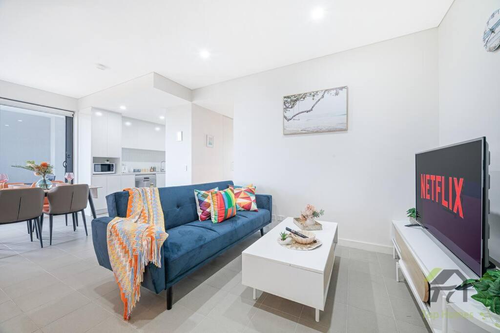 Wonderful In Parramatta Apartment *