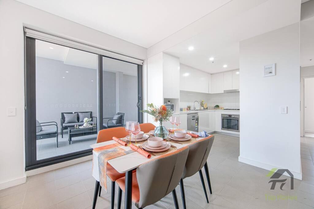 Wonderful In Parramatta Apartment *